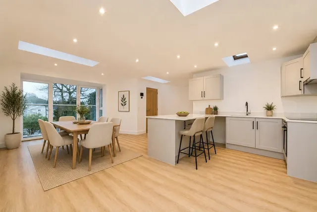 Kerslakes Court, Honiton, EX14, photo 3