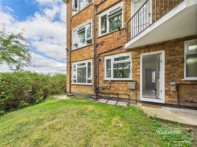 Sunnyhill Court, Sunningfields Crescent, Hendon, London, NW4, photo 1
