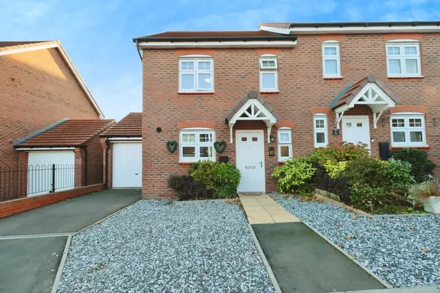 Delune Crescent, Malpas, photo 1