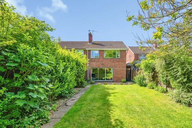 Photo 2 — Reindeer Road, Fazeley, Tamworth, Staffordshire, B78