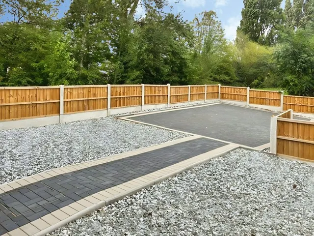 Cotswold Avenue, Great Wyrley, WS6, photo 2