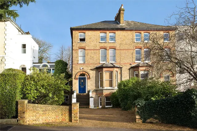 4 bedroom house — Thornton Hill, Wimbledon, London, SW19