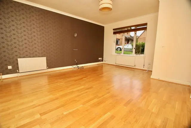 Photo 2 — Glen Douglas Drive, Cumbernauld, G68 0DW