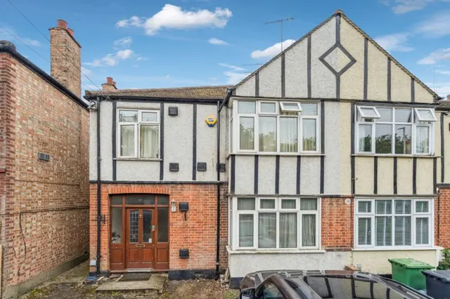 Hillingdon Hill, Uxbridge, UB10, photo 1