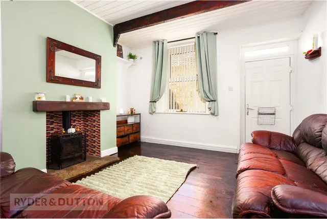 Carrhill Road, Mossley, OL5, photo 3