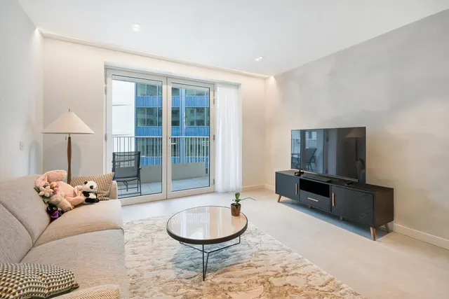 Capella Court, Lewis Cubitt Park, N1C, photo 3