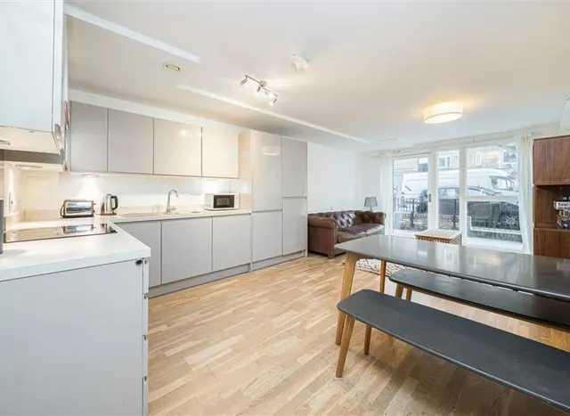 Blue Anchor Lane, Bermondsey, SE16, photo 2