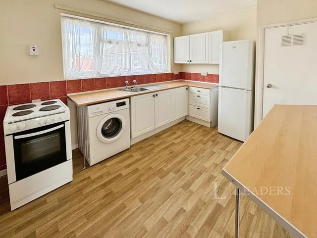 Queensway, Holland-on-Sea, CO15, photo 2