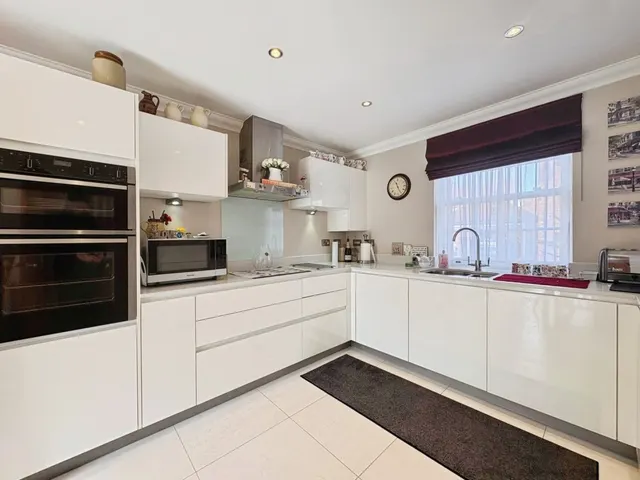 Hillrick Crescent, Yeovil, BA21, photo 3