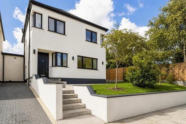 Highview Avenue, Edgware, HA8, photo 1
