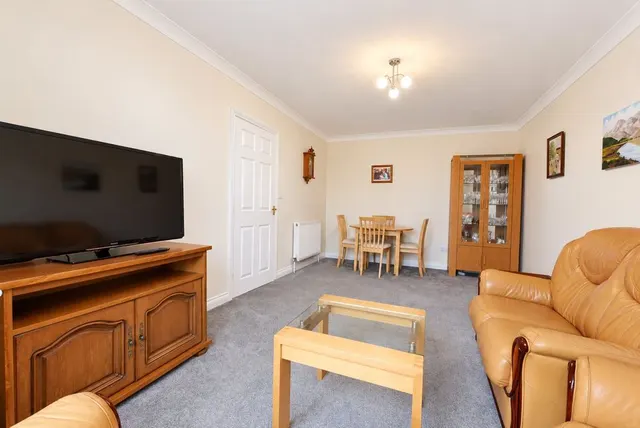 Barton Close, Trusthorpe, LN12, photo 3