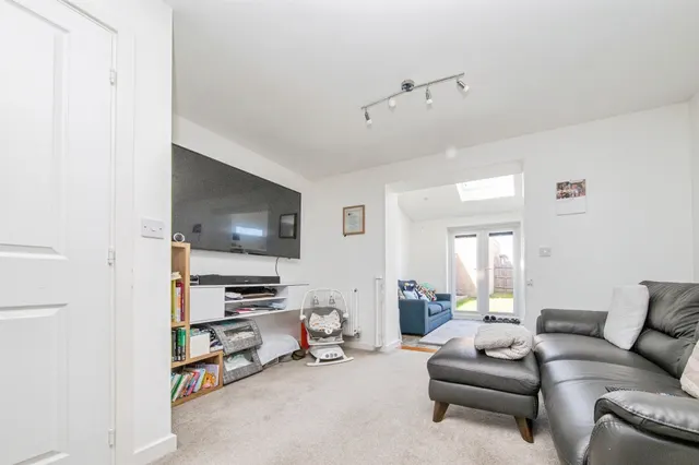 Photo 2 — Meadow Drive, Great Blakenham, Ipswich