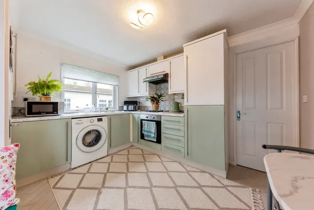 Cheveley Park, Grantham, NG31, photo 2