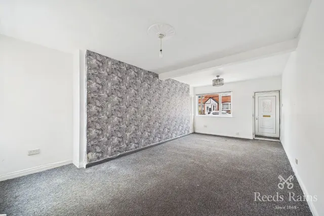 Photo 2 — Leicester Road, Dinnington, South Yorkshire, S25