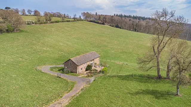 Photo 2 — Detached Barn with 3.5 Acres, Ross-On-Wye