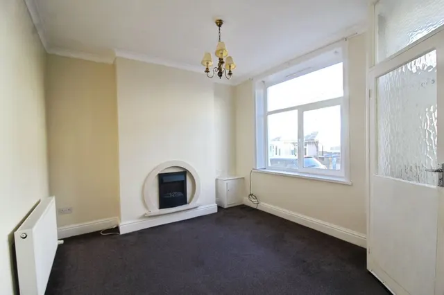 Sefton Street, Colne, BB8, photo 2