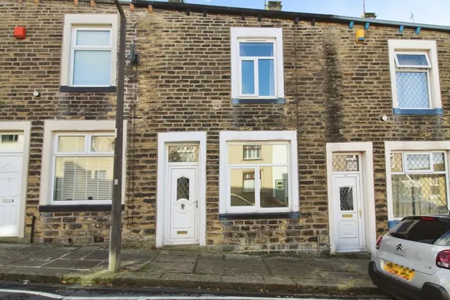 Sefton Street, Colne, BB8, photo 1