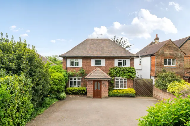 Rowley Lane, Wexham, SL3, photo 1