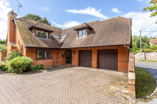 Tylers Gate Alton Road, South Warnborough, Hook, RG29 1RP, photo 1