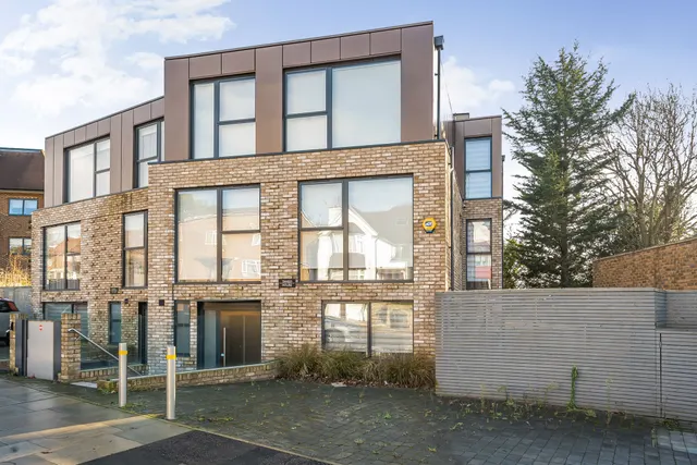 Tango House, The Vale, London, photo 1