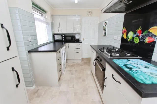 Photo 3 — Wellington Street, Stapleford, NG9