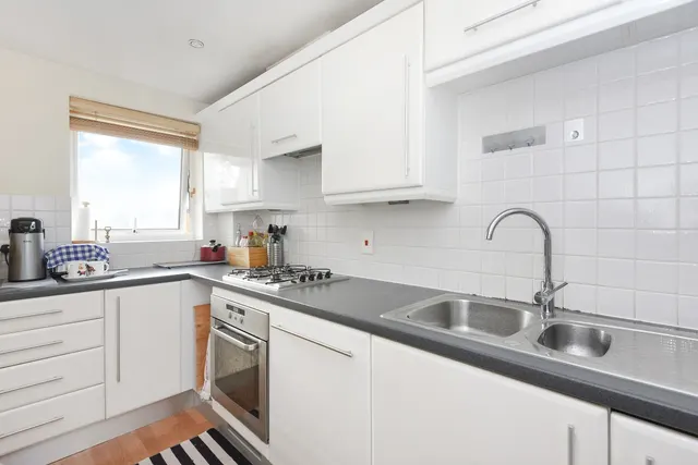 Wheeler Place, Bromley, BR2, photo 2