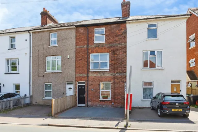 Hadlow Road, Tonbridge, TN9, photo 1