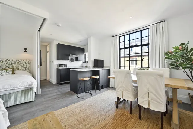 47 Meriden Court, Chelsea Manor Street, London, photo 1