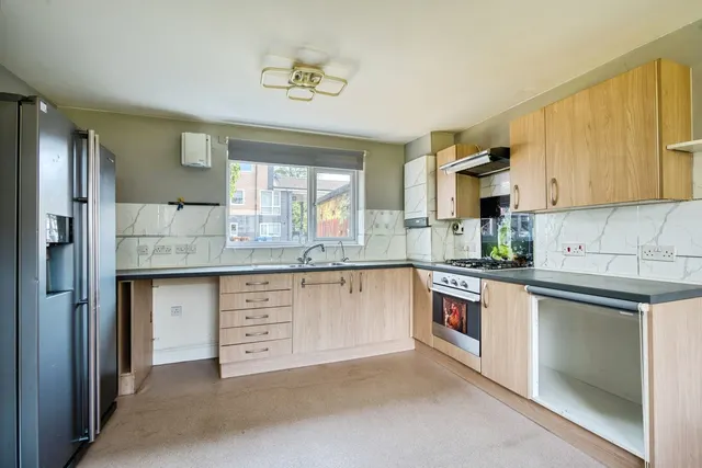 Photo 2 — Taunton Avenue East, Stockport, Greater Manchester, SK5