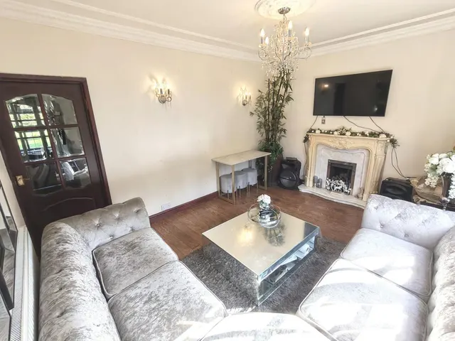 Buchanan Road, Walsall, WS4, photo 3