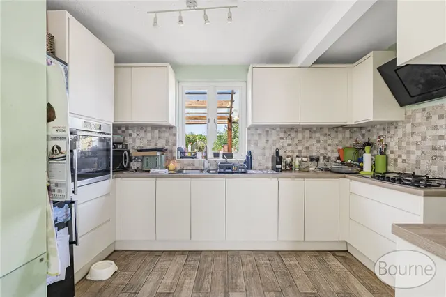 Westfield Road, Woking, GU22, photo 2