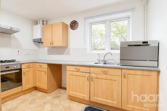 Harewelle Way, Bedford, MK43, photo 3