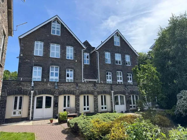 Bryn Ardwyn, Aberystwyth, photo 1