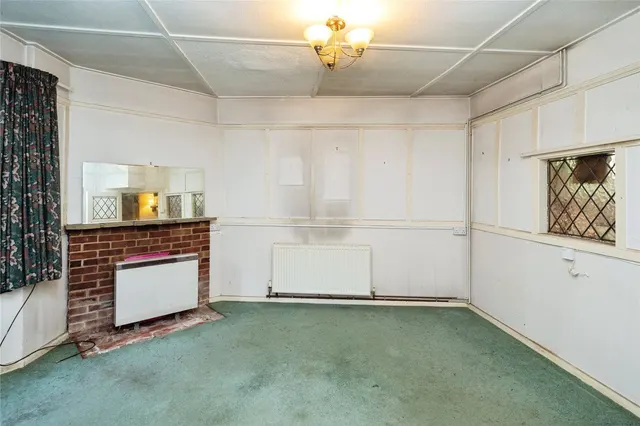High Street, Robertsbridge, TN32, photo 3