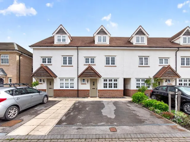 Farro Drive, York, photo 1