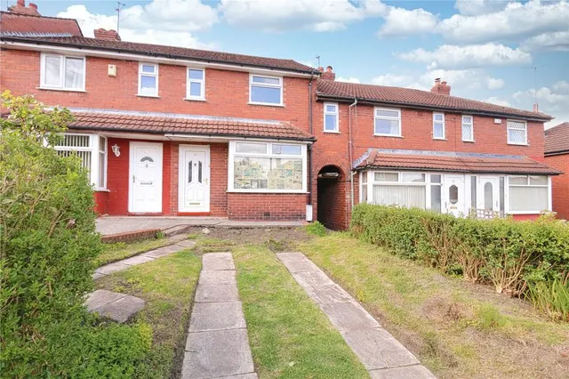 Birch Grove, Audenshaw, M34, photo 1
