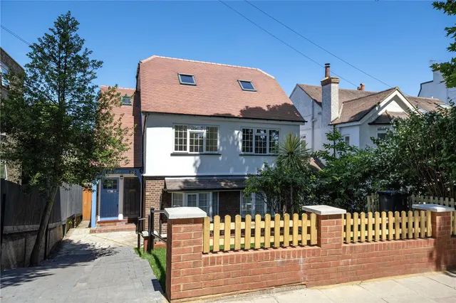 High Park Road, Kew, TW9, photo 1