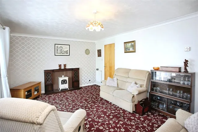 Fenwick Drive, Heaton Mersey, SK4, photo 2