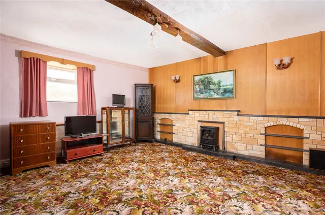 High Street, Harrold, MK43, photo 3