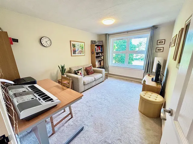 Athelstan Walk North, Welwyn Garden City, AL7, photo 2