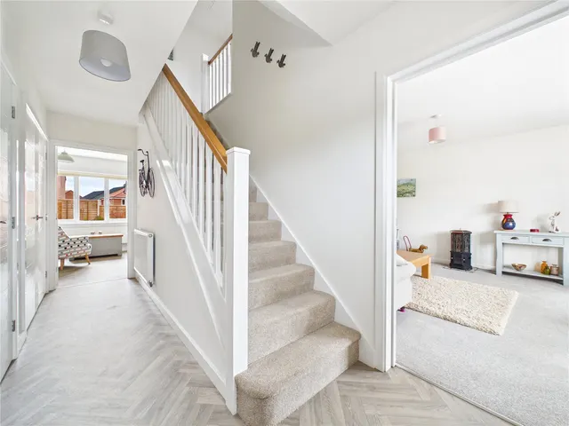 Skylark Way, Long Melford, CO10, photo 3