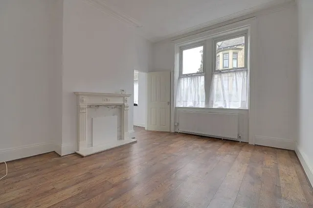 King Street, Mirfield, WF14, photo 3