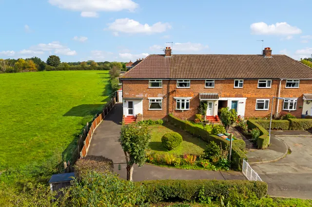 St. Johns Avenue, Lostock Gralam, CW9, photo 2