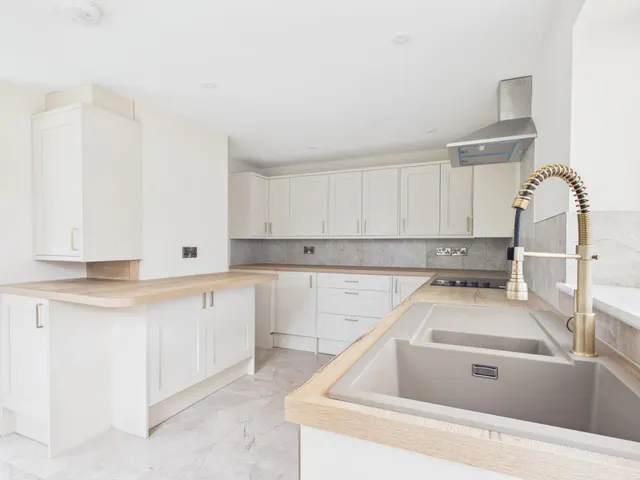Hollywell Road, Alford, LN13, photo 2