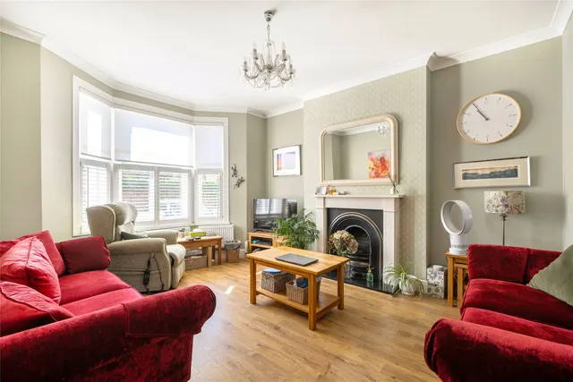 Photo 3 — Sandy Lane North, Wallington, SM6 8LJ