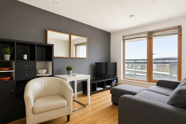 Marsh Lane, Leeds, photo 1