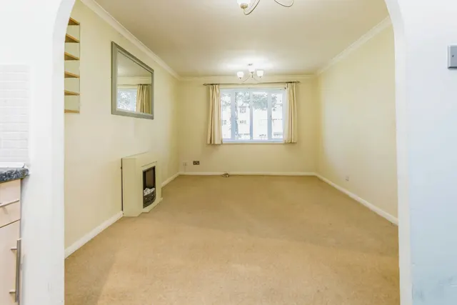 Photo 2 — Westbury Close, Whyteleafe, Surrey, CR3