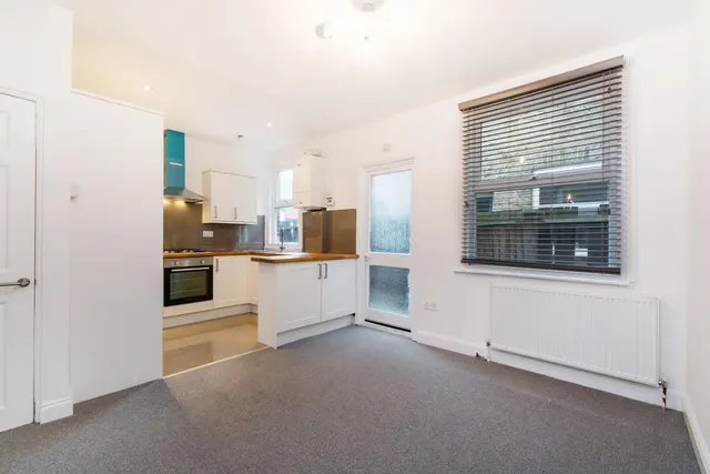 Durban Road, West Norwood, SE27, photo 3