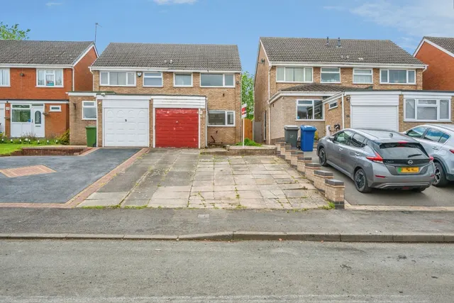 Ridgewood Rise, Tamworth, Staffordshire, B77, photo 1