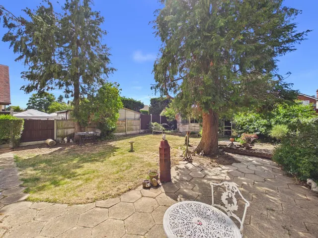 Wellington Road, Ashford, TW15, photo 3
